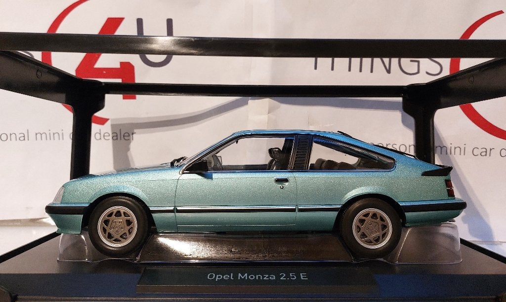 Norev 1:18 Opel Monza 2.5E 1983 groen metallic nieuw, Ophalen of Verzenden, Nieuw, Auto, Norev