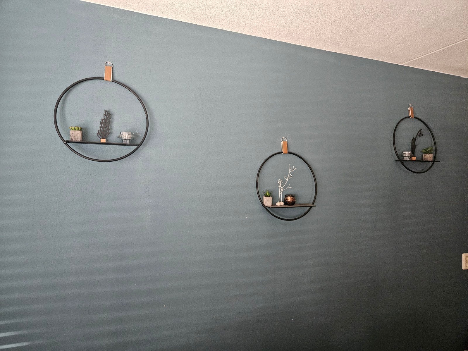 Set van 3 metalen wandcirkels met plankje, Metaal, Industrieel, Zwart, Ophalen of Verzenden