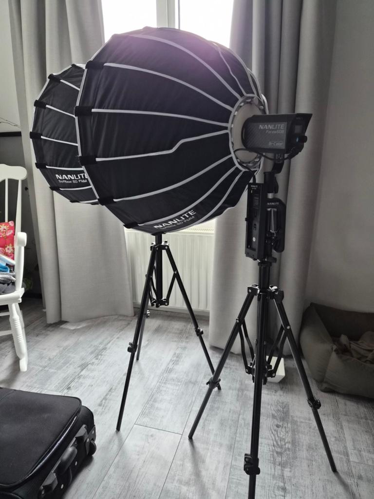2x Nanlite Forza 60B Bi-Color LED met softbox en statief, Ophalen of Verzenden, Zo goed als nieuw, Lamp of Flitsset