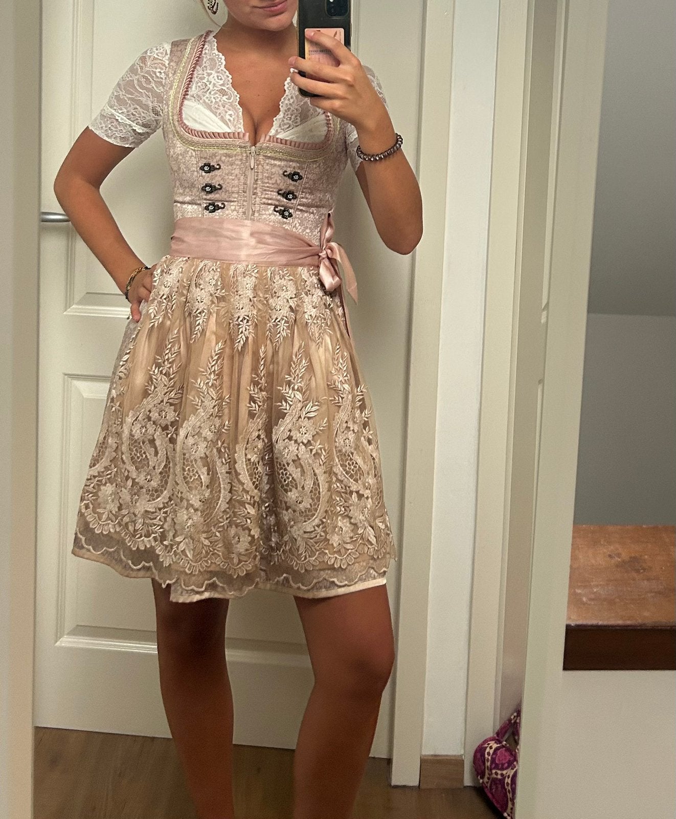 Krüger dirndl (maat 32), Kleding | Dames, Ophalen of Verzenden, Kleding, Maat 34 (XS) of kleiner, Overige thema's