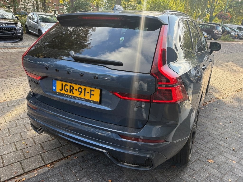 Volvo XC60 T6 AWD Plus Black Edition | Schuif/-Kanteldak | S, Auto's, Volvo, Gebruikt, 4 cilinders, 1969 cc, Blauw