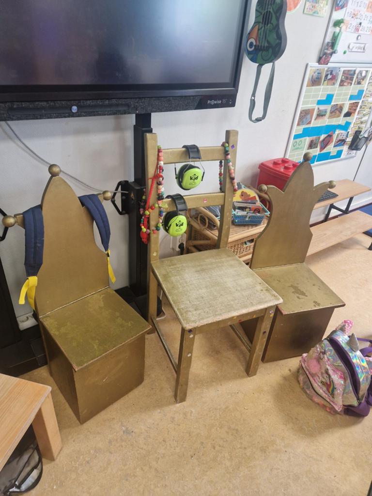 Basisschool kleuter stoelen Hulpenstoeltjes/ster kinderen, Ophalen of Verzenden, Overige typen