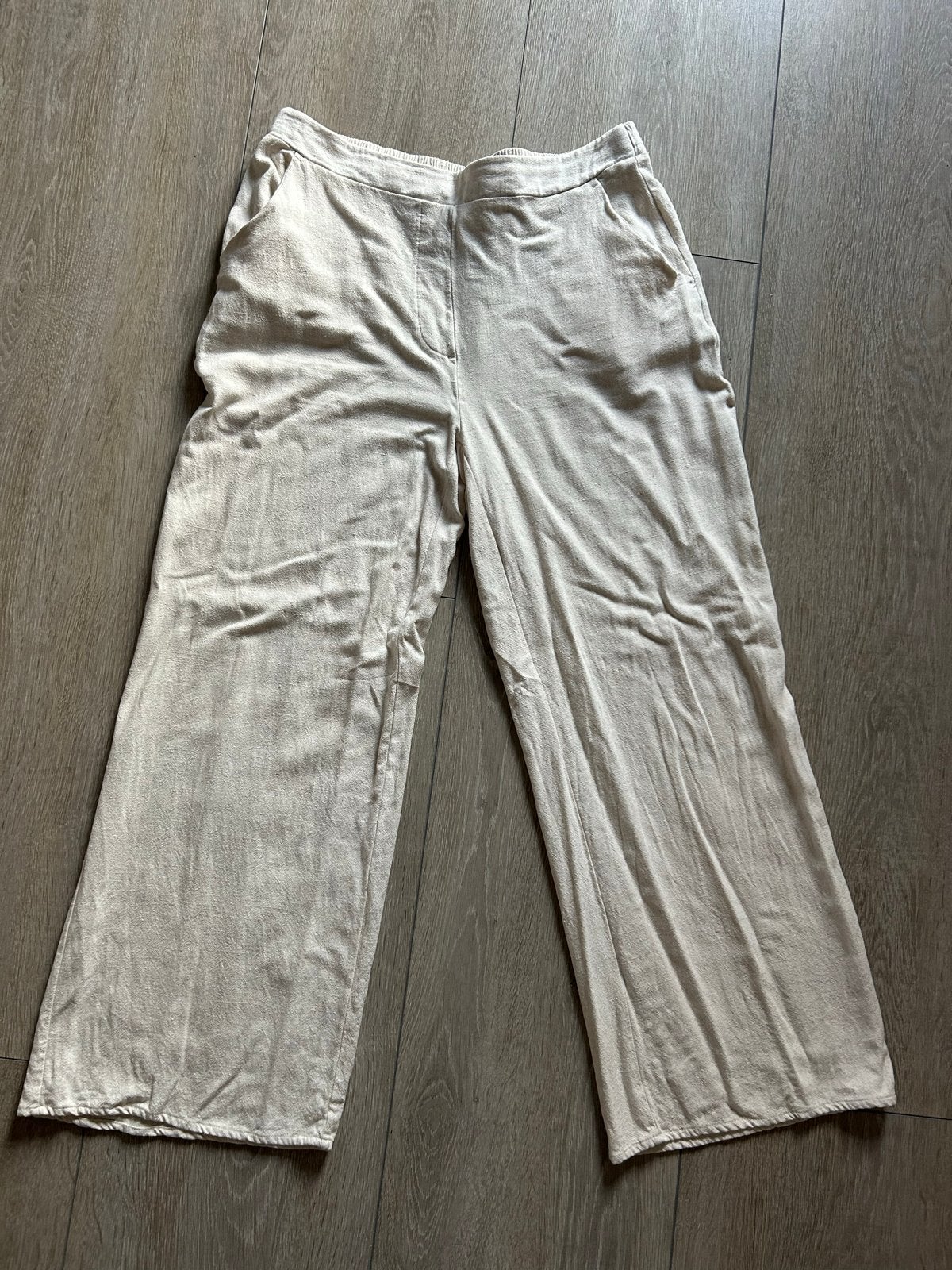 Janina linnen broek beige maat 42, Beige, Maat 42/44 (L), Ophalen of Verzenden, Zo goed als nieuw