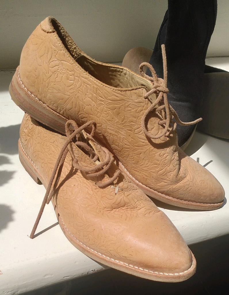 Prachtig schoenen maat 41, Grotesque, Schoenen met lage hakken, Bruin, Ophalen of Verzenden