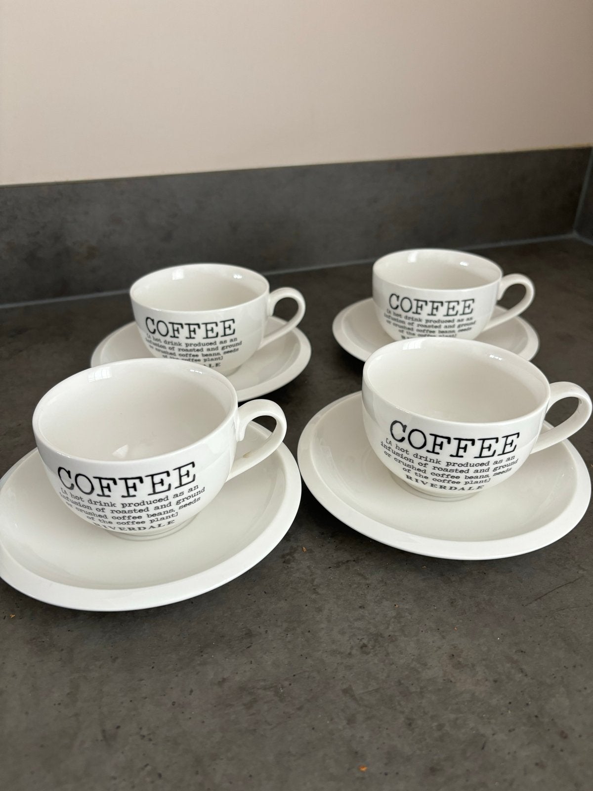 4 Riverdale koffiekopjes met schotels, Ophalen, Overige merken, Keramiek, Zo goed als nieuw