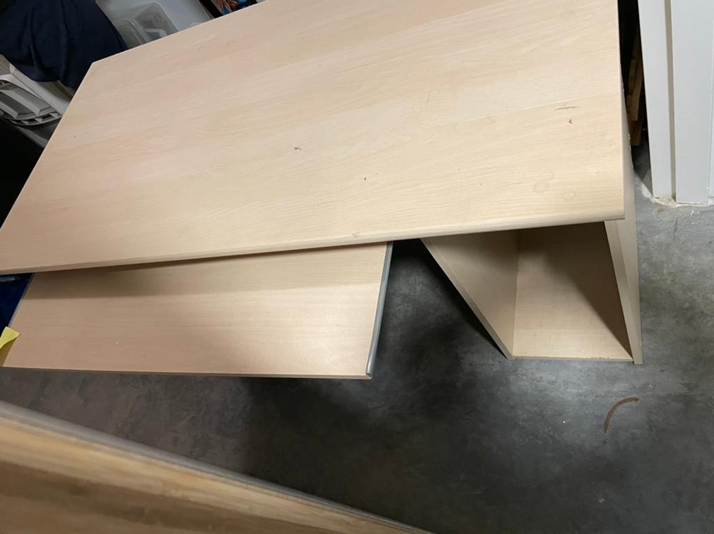 Gratis computer tafel, Ophalen, Zo goed als nieuw