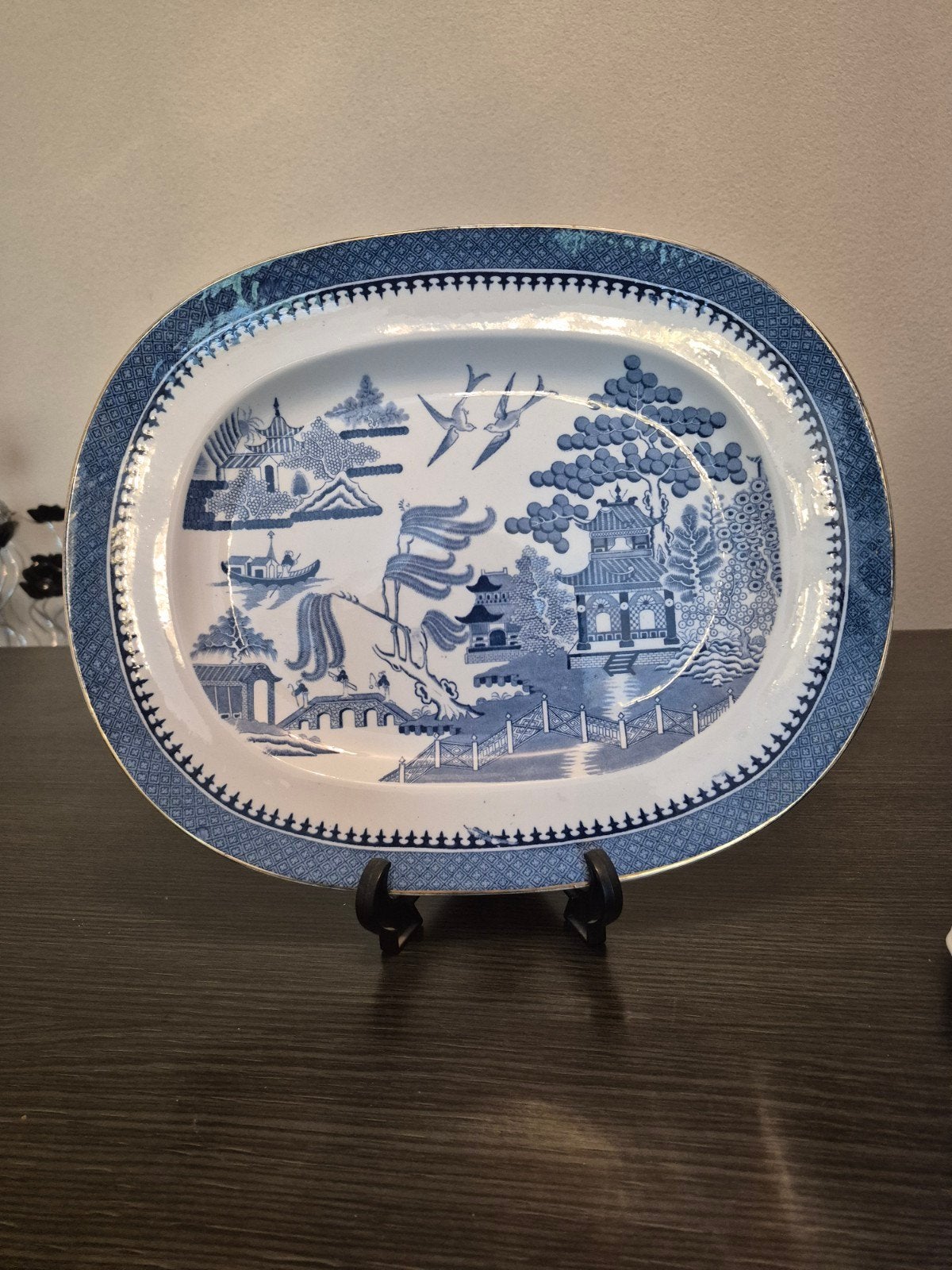 Grote blauw-witte ovalen serveerschaal - Willow Pattern, Antiek en Kunst, Ophalen of Verzenden