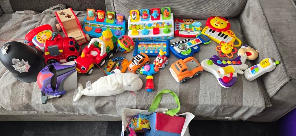 Grote partij divers speelgoed: auto's, instrumenten, etc., Kinderen en Baby's, Speelgoed | Overig, Ophalen of Verzenden, Zo goed als nieuw