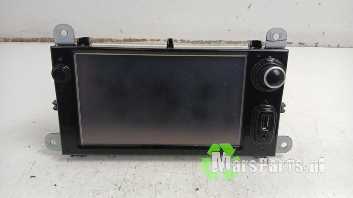 Radio van een Renault Clio, Gebruikt, -, Renault, -