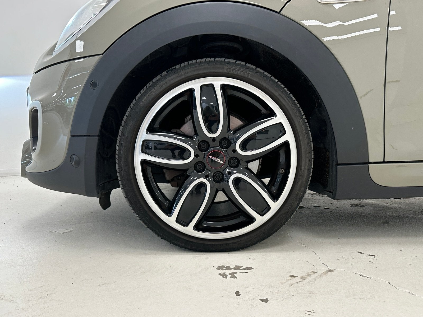 MINI 5-deurs 2.0 Cooper s JCW | Emerald Grey | Harman/Kardon, 1998 cc, Gebruikt, Bedrijf, 1240 kg
