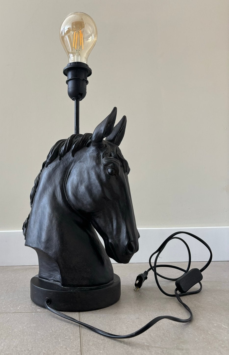 Unieke Paardenlamp met Bruine Velours Kap, Huis en Inrichting, Ophalen of Verzenden, Zo goed als nieuw