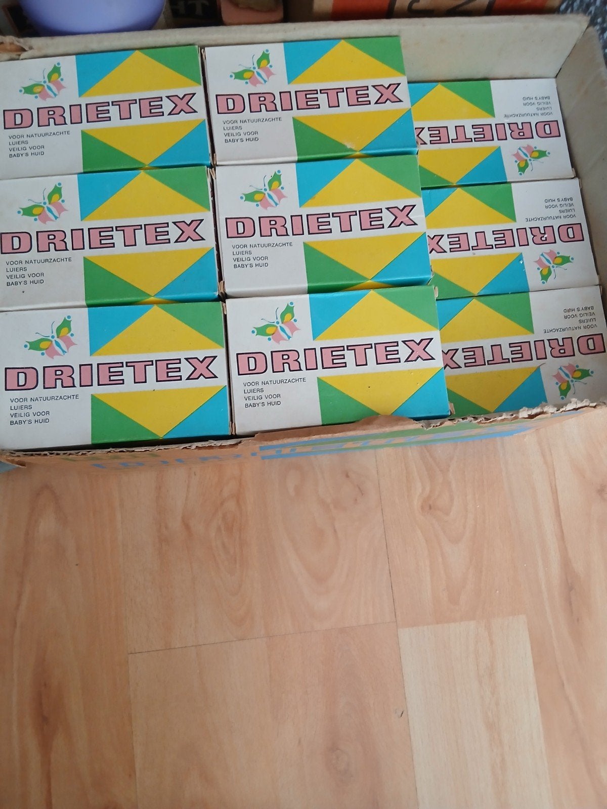 Overdoos met 33 stuks drietex zeep, Ophalen of Verzenden, Verpakking