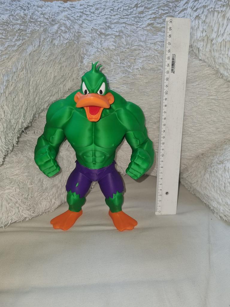 Daffy duck als de hulk 25cm (looney tunes), Verzamelen, Ophalen of Verzenden, Zo goed als nieuw, Dier