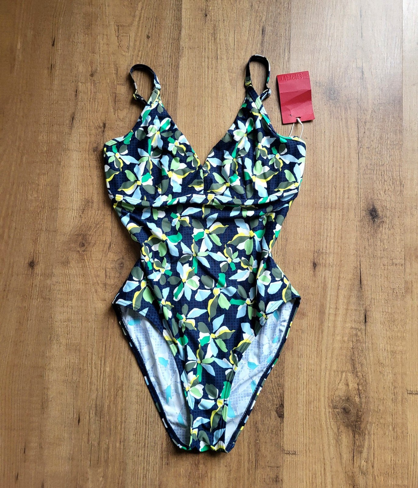 Nieuw Esprit Badpak Swimsuit Bloemenprint Retro look, Nieuw, Badpak, Ophalen of Verzenden, Groen