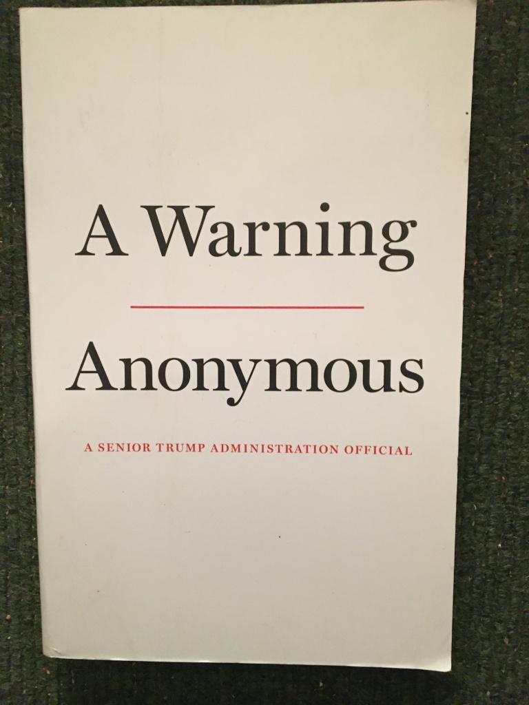 A Warning (By Anonymous) #Trump #USA #Politiek, Ophalen of Verzenden, Zo goed als nieuw, Anonymous, Politiek en Staatkunde