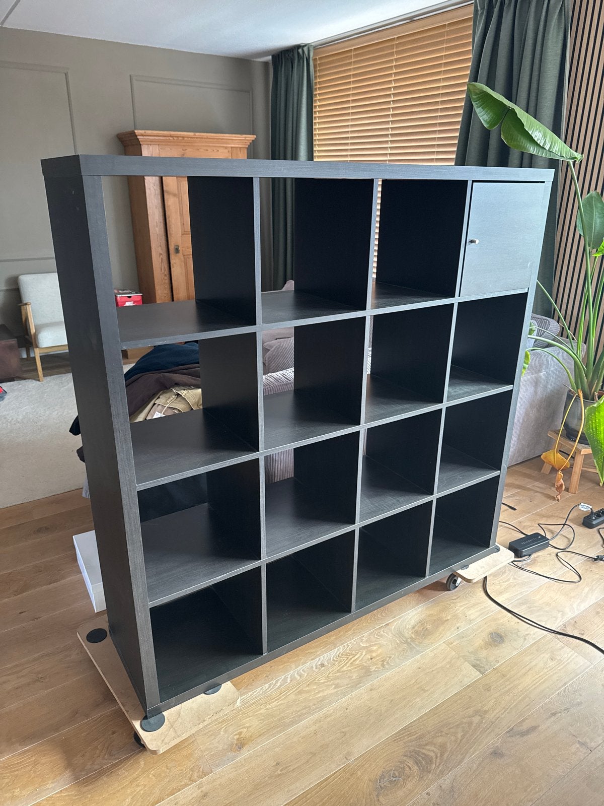IKEA Kallax Kast Zwartbruin met 16 Vakken, Ophalen of Verzenden, Gebruikt