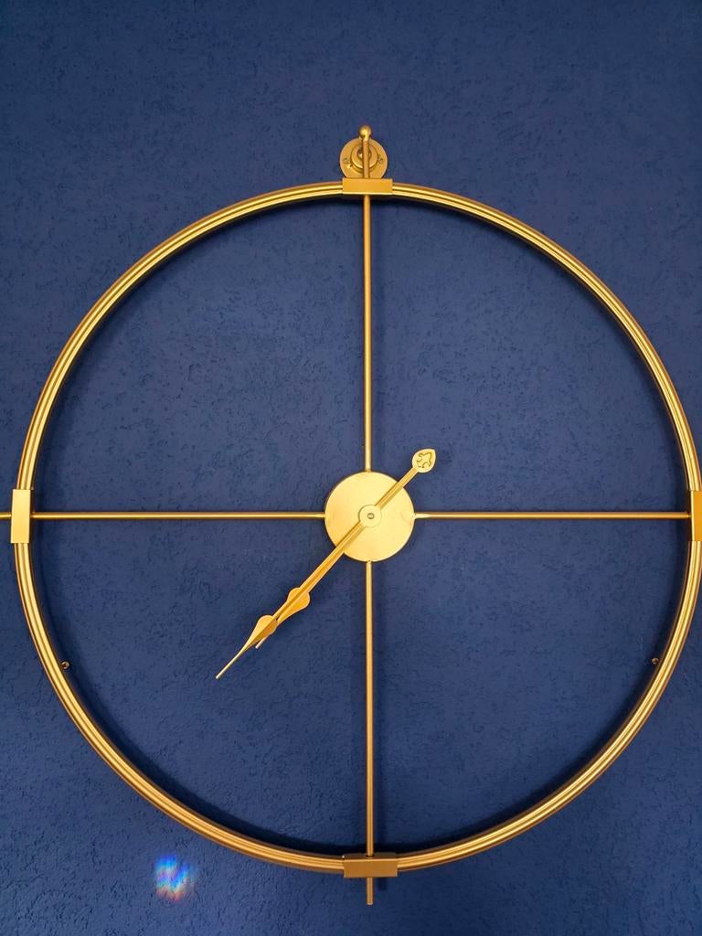 Gouden wandklok 80 cm, stil, z.g.a.n., Huis en Inrichting, Woonaccessoires | Klokken, Ophalen of Verzenden, Zo goed als nieuw