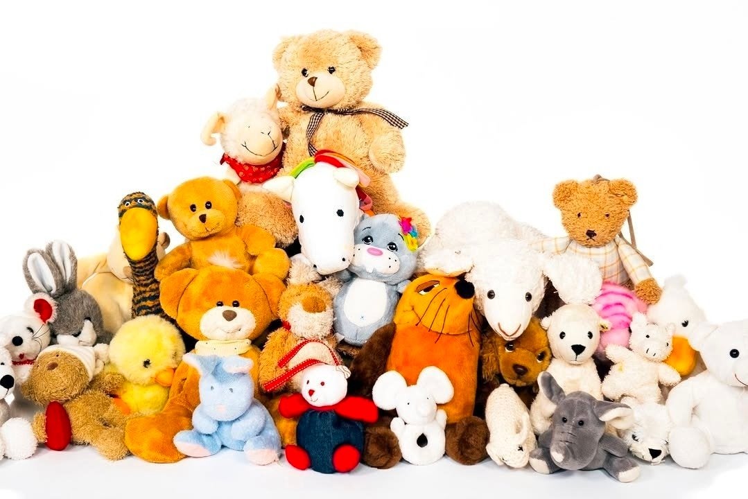 knuffels klein en groot  gezocht/gevraagd, Kinderen en Baby's, Ophalen