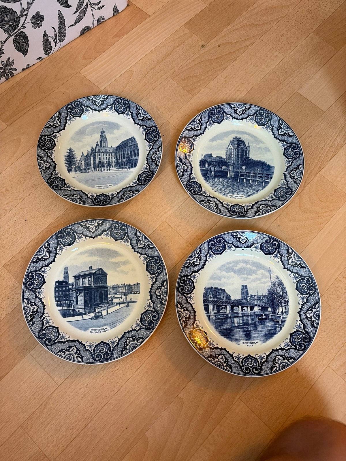 Set van 4 antieke Rotterdamse wandborden - Société Céramique, Ophalen of Verzenden