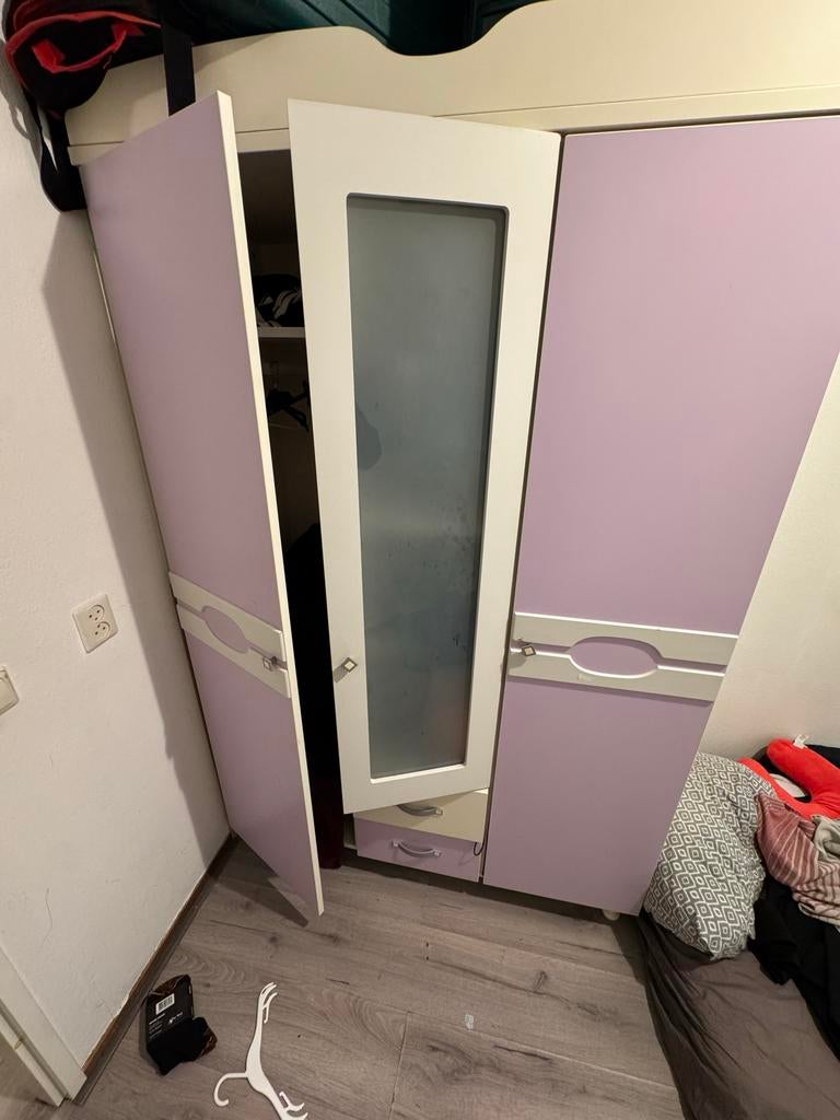 Mooie kwaliteitskast voor meisjeskamer - Zo goed als nieuw, Huis en Inrichting, 100 tot 150 cm, Ophalen of Verzenden, Zo goed als nieuw