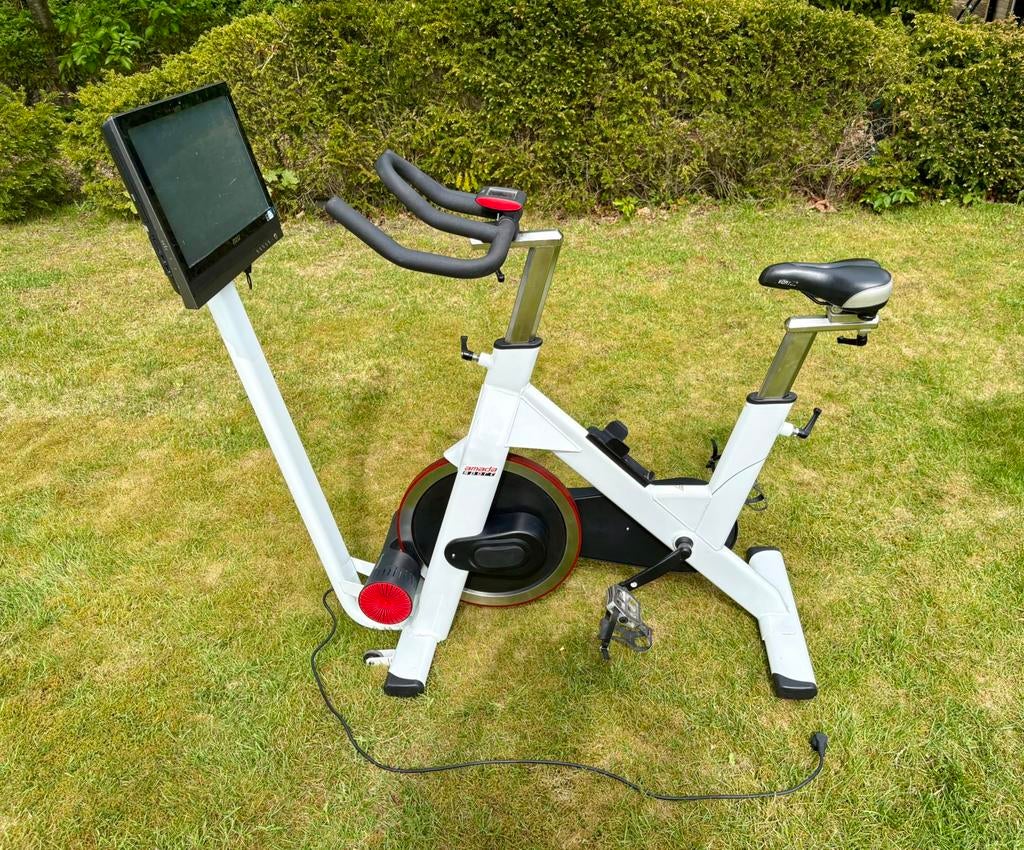 Amada Sport Hometrainer., Ophalen, Gebruikt, Metaal, Benen