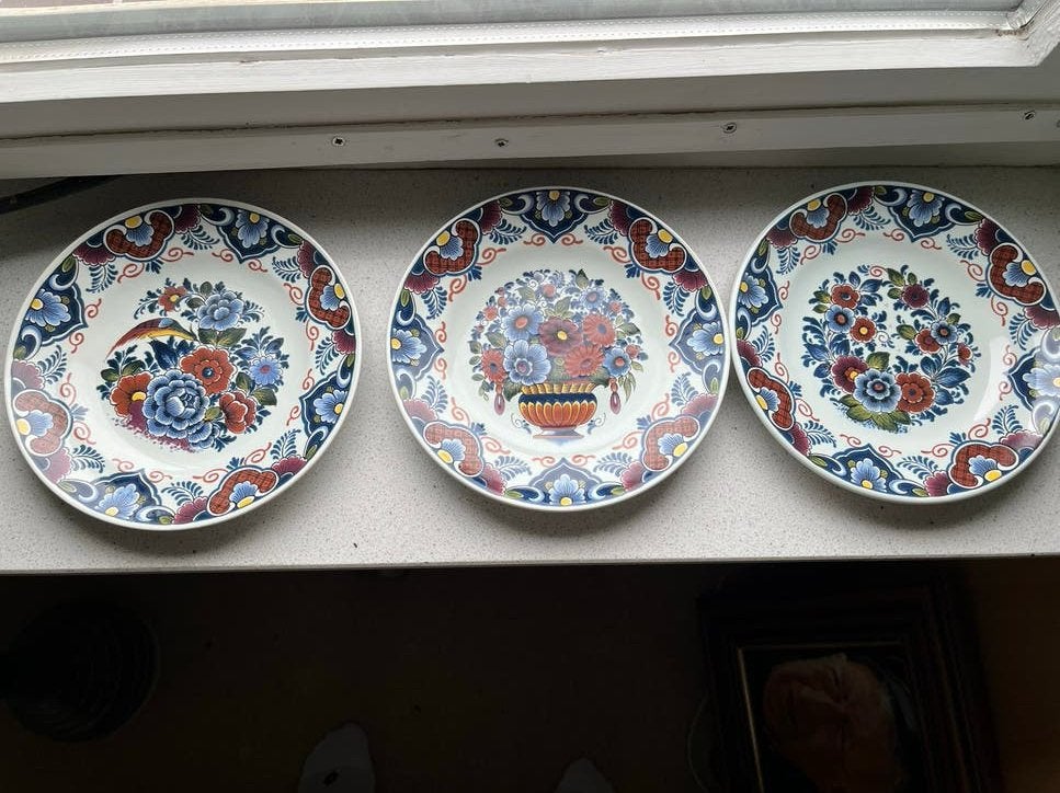 3 Handgeschilderde Delftse Wandborden - Made in Holland, Antiek en Kunst, Ophalen of Verzenden
