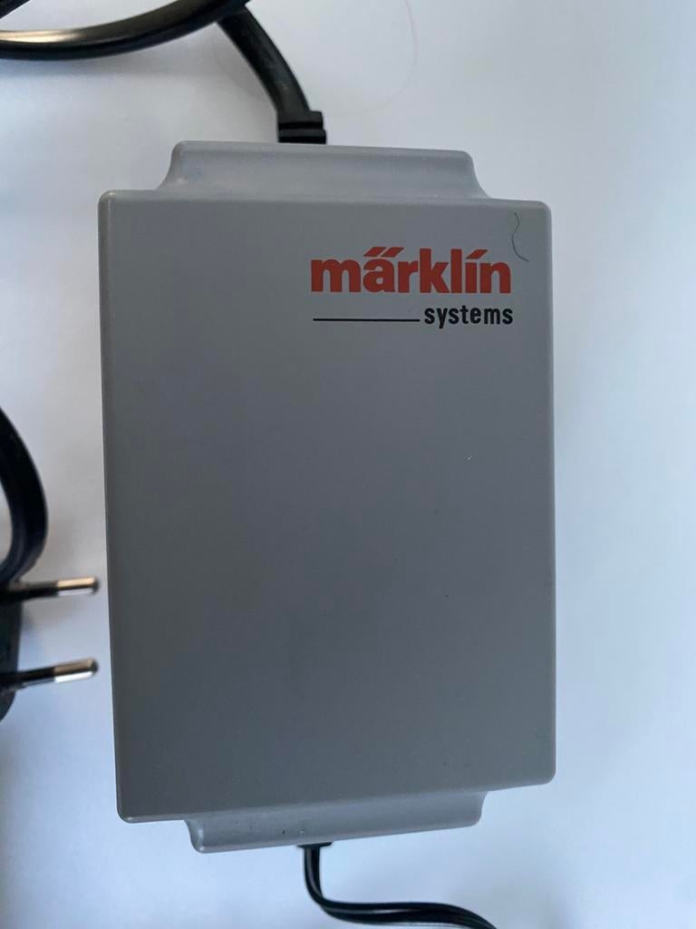 Marklin mobile station 1, Ophalen of Verzenden, Zo goed als nieuw, Märklin, Transformator of Voeding