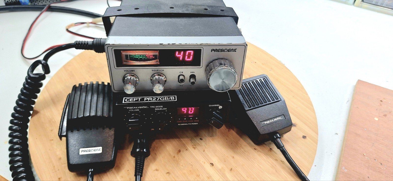 2 x 27 MHz bakken - President en Realistic, Telecommunicatie, Ophalen of Verzenden