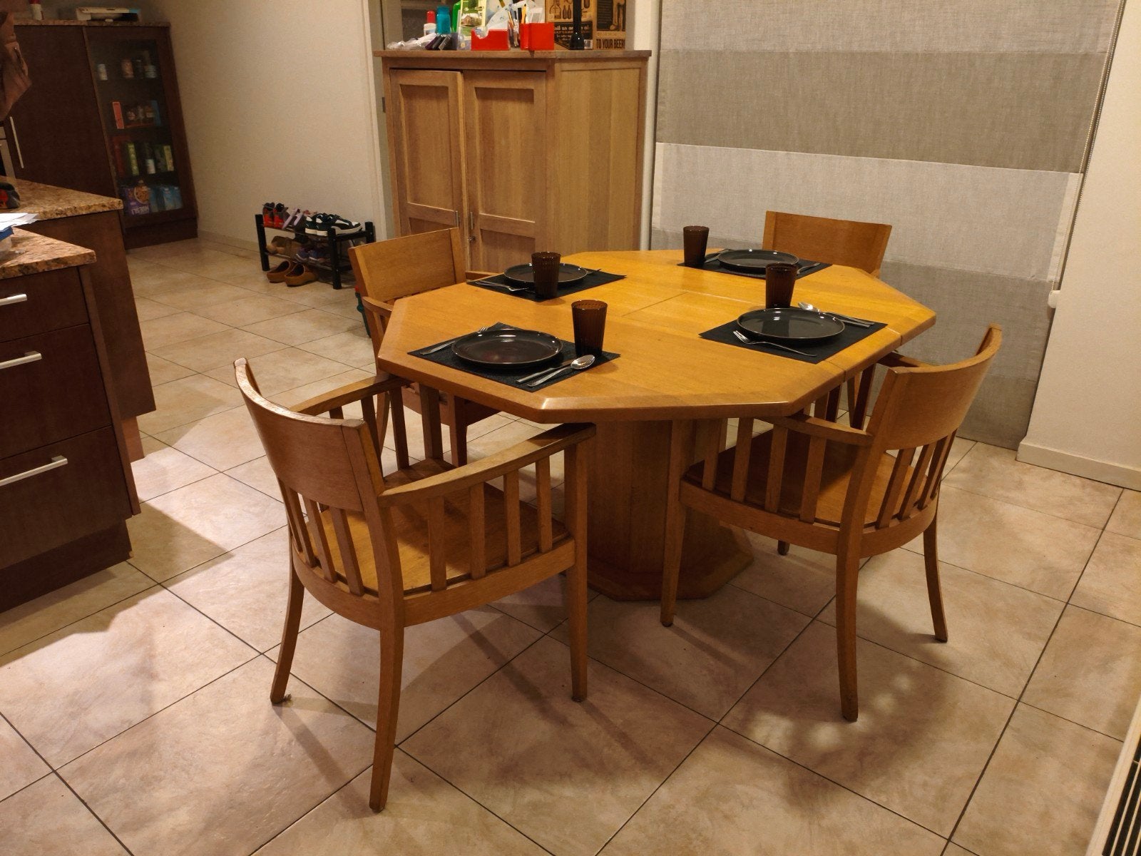 Eetkamertafel met 4 stoelen - Massief Eikenhout, Huis en Inrichting, Ophalen, Gebruikt, Eikenhout, Overige vormen