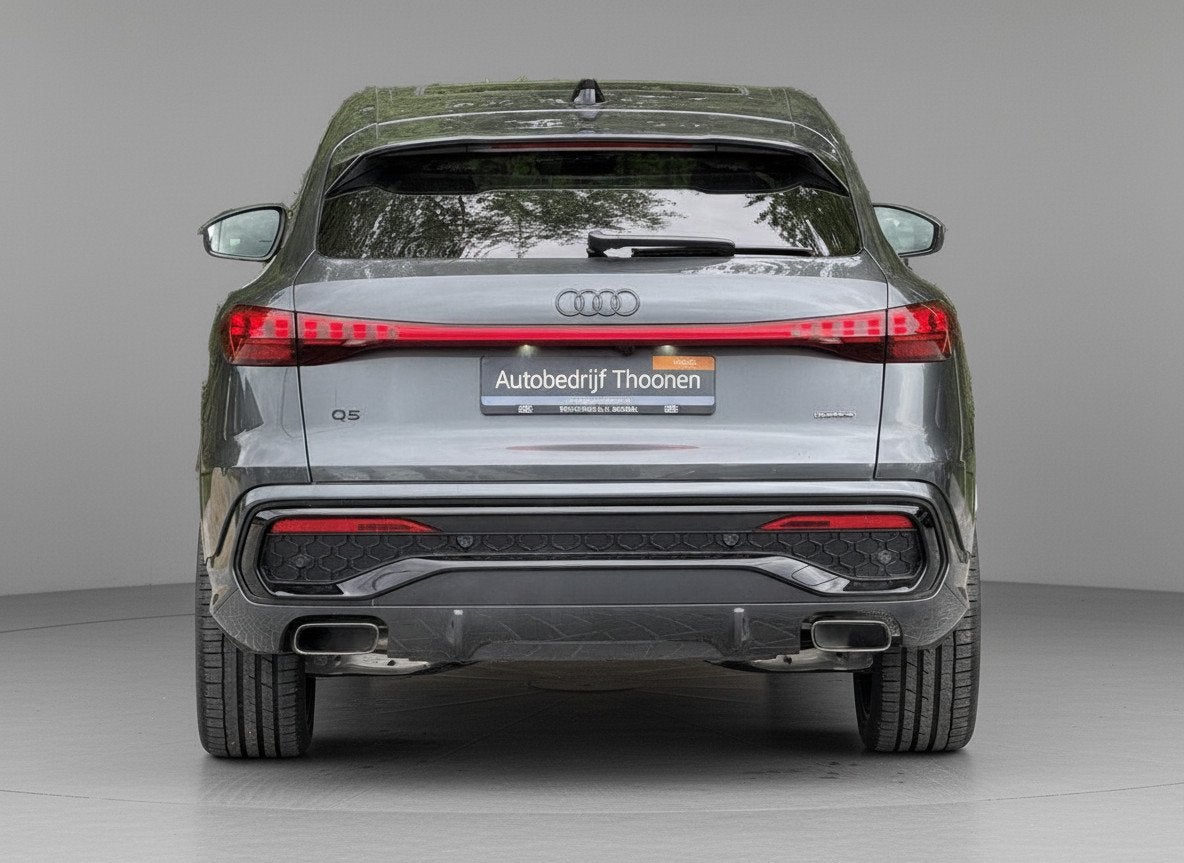 Audi Q5 Sportback 2.0 TFSI e-hybrid quattro S edition | Trek, Auto's, Automaat, Dealer onderhouden, Stof, Gebruikt