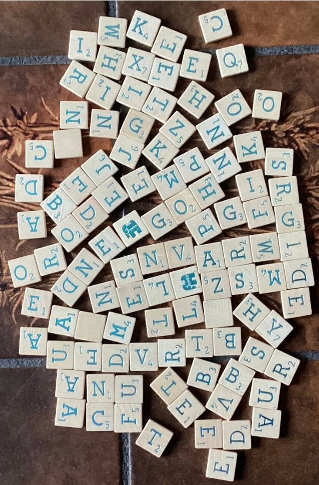 Scrabble letters, 4 euro per foto., Ophalen of Verzenden