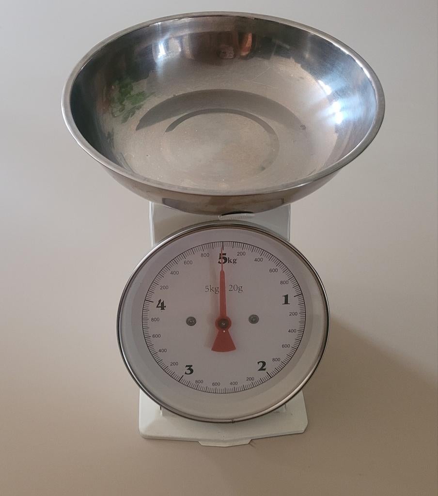 retro weegschaal, Witgoed en Apparatuur, Weegschalen, Ophalen of Verzenden, 1 tot 500 gram, Keukenweegschaal, Minder dan 10 kg