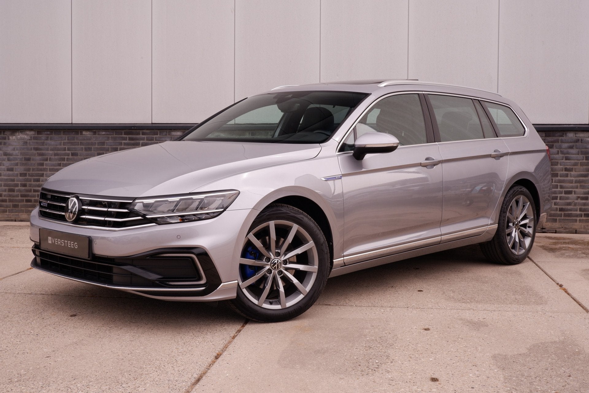 Volkswagen Passat Variant 1.4 TSI PHEV GTE Business | Pano |, Gebruikt, 4 cilinders, Automatische klimaatregeling, Hybride Elektrisch/Benzine
