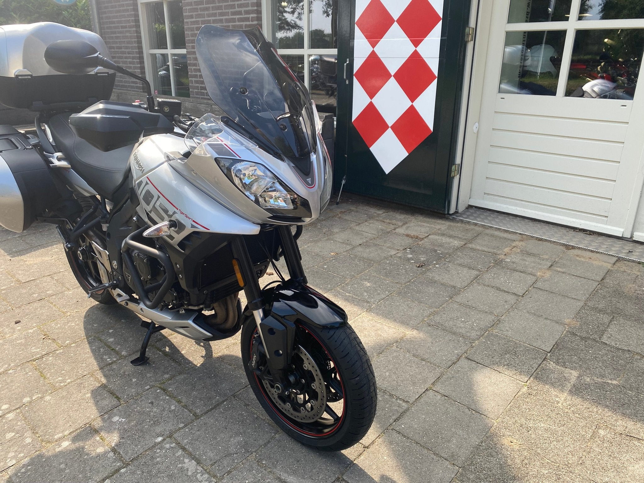 Triumph TIGER 1050 SPORT ABS (bj 2017), Triumph Motorcycles Ltd., After.sales@triumph.co.uk, 1050 cc, Toermotor