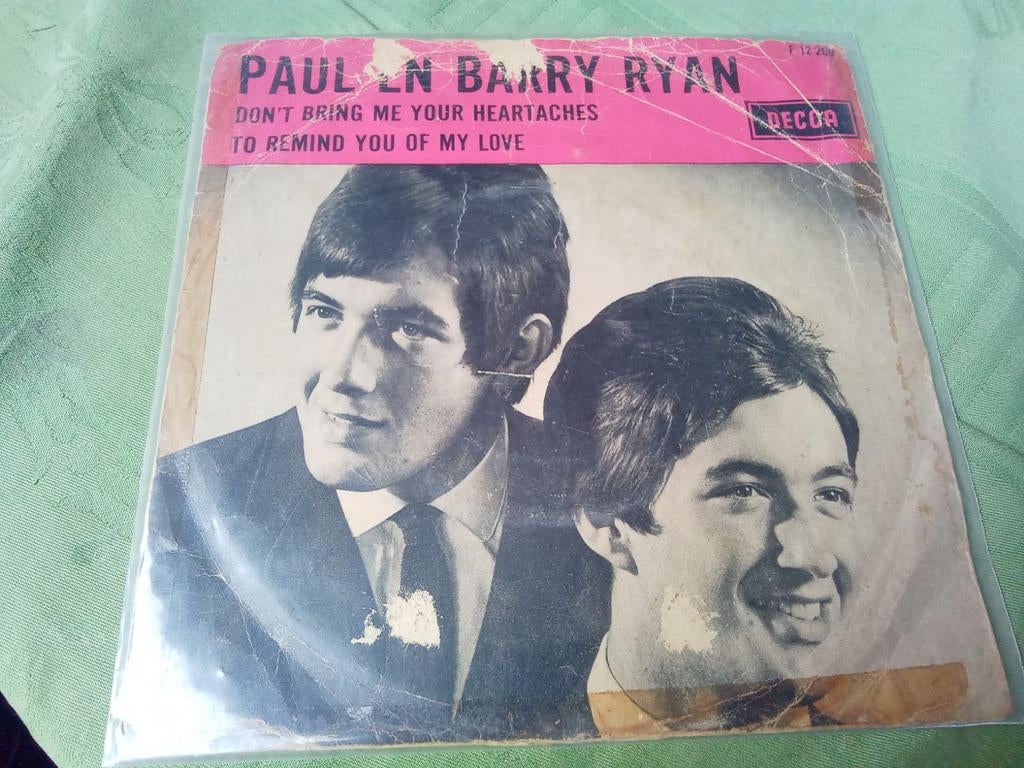 Paul and Barry Ryan.     Don't bring your heartaches, Gebruikt, Verzenden, 7 inch, Single