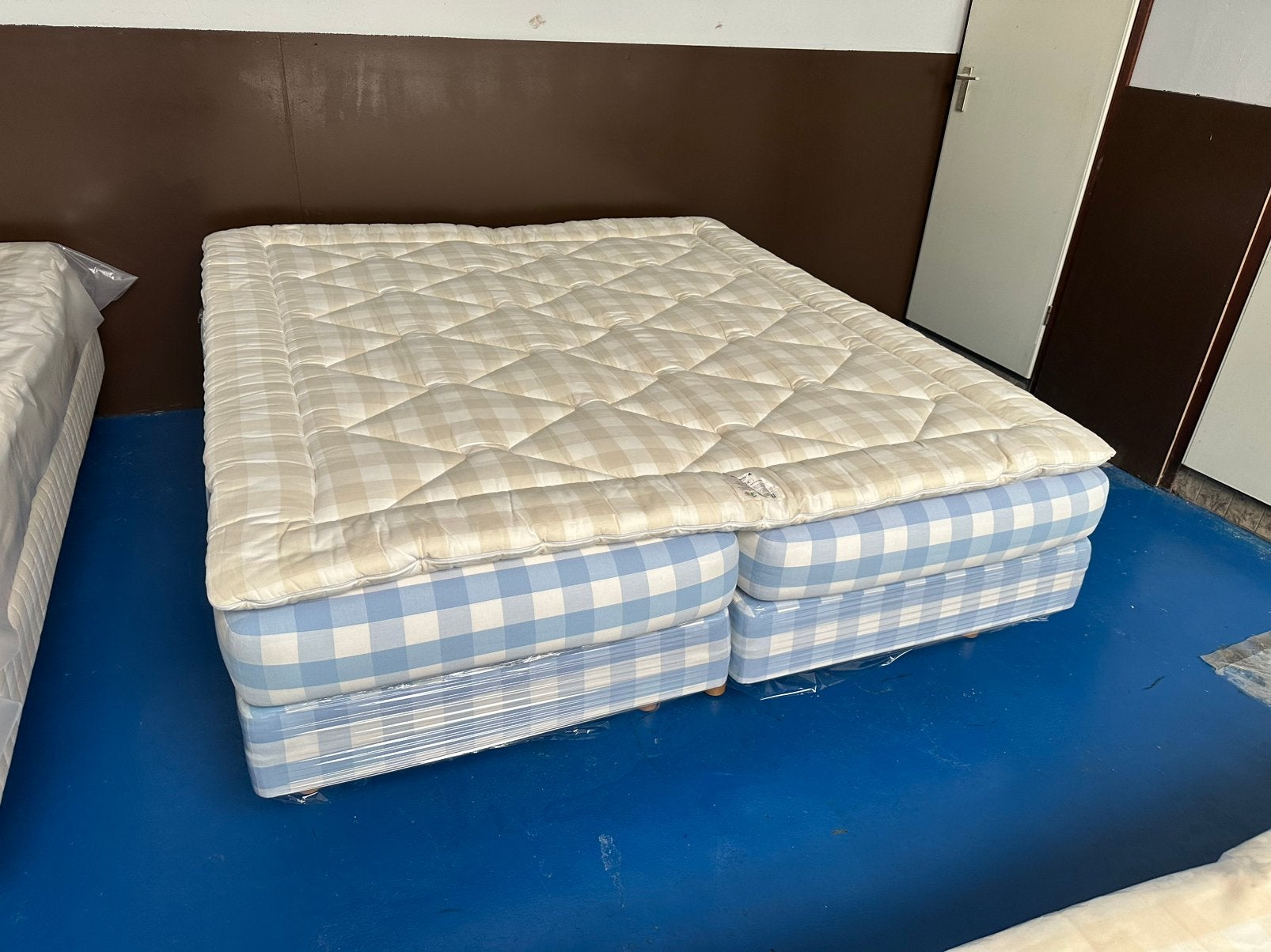 Hastens Boxspring vlak 180x210 cm – Enorme Korting
