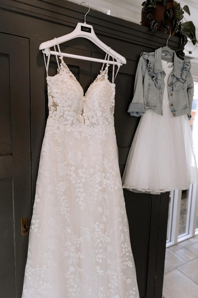 Prachtige bruidsjurk mt 36 offwhite 2025, Ophalen, Trouwjurk, Wit, Na/na