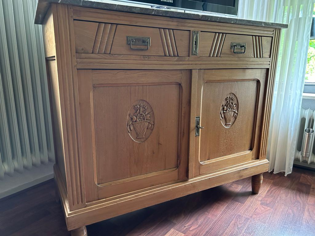 Antiek dressoir met marmeren blad, Ophalen, Gebruikt, Met deur(en), 50 tot 100 cm