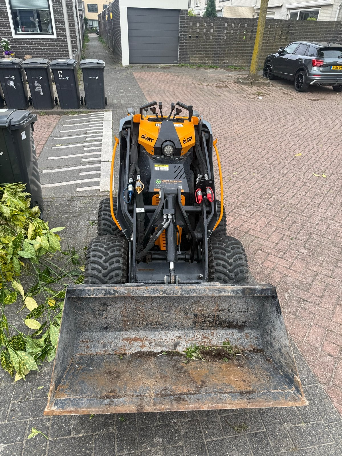 Giant GS900 Wiellader/shovel skidster zo goed als nieuw, Ophalen, Wiellader of Shovel