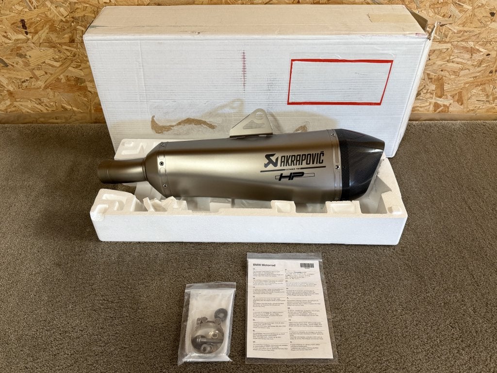 Akrapovic titanium uitlaat demper BMW F650GS F700GS F800GS, Motoren, Onderdelen | BMW, Verzenden, Nieuw, Info@bmw-motorrad-welt.com