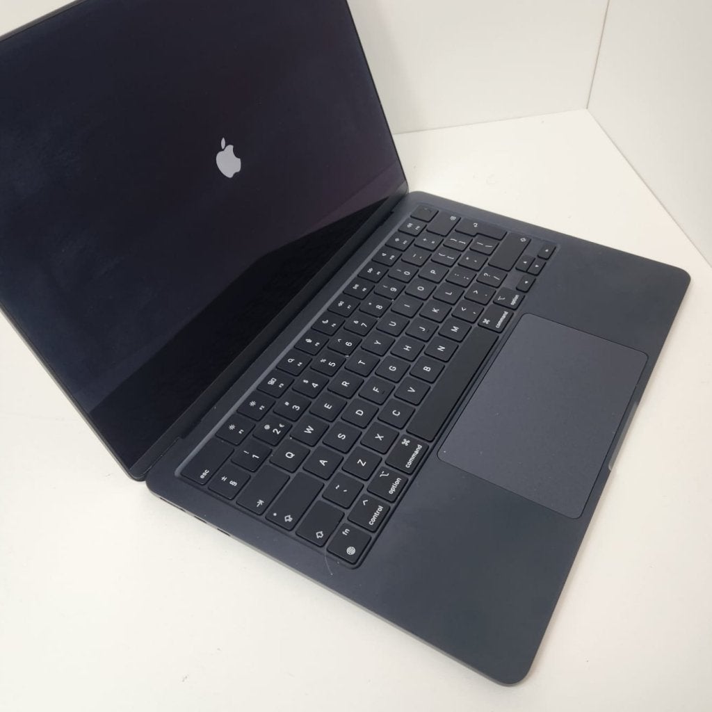 Apple Macbook Air 13 M2 8GB 256GB 100% | Zeer nette staat, Apple, Zo goed als nieuw, Support@apple.com, One Apple Park Way
Cupertino, CA 95014
United States