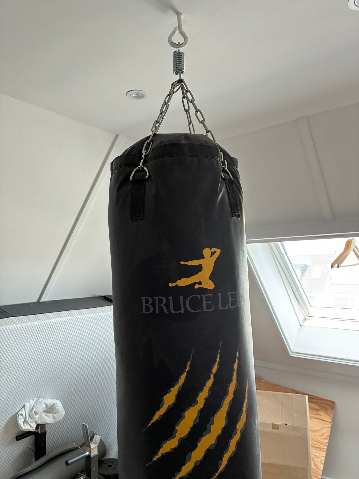 Bruce Lee Bokszak - 1.20m hoog, 1.15m omtrek, Sport en Fitness, Vechtsporten en Zelfverdediging, Ophalen, Gebruikt, Overige, Vechtsportmateriaal