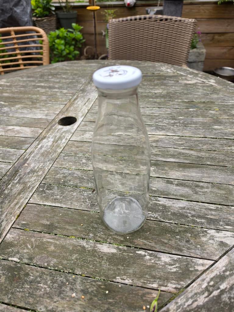 Glazen flessen incl.schroefdop inhoud 750 ml circa 200 stuks, Voorraadpot, Ophalen, Zo goed als nieuw, Glas