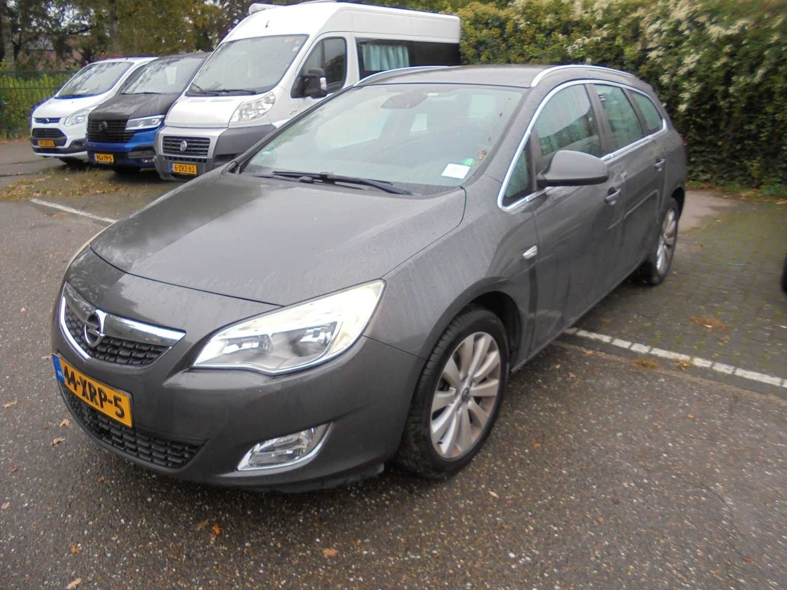 Opel - 2012 - Astra Sports Tourer - 1.4 Turbo Cosmo - 44-XRP, Auto's, Voorwielaandrijving, Euro 5, Gebruikt, 4 cilinders