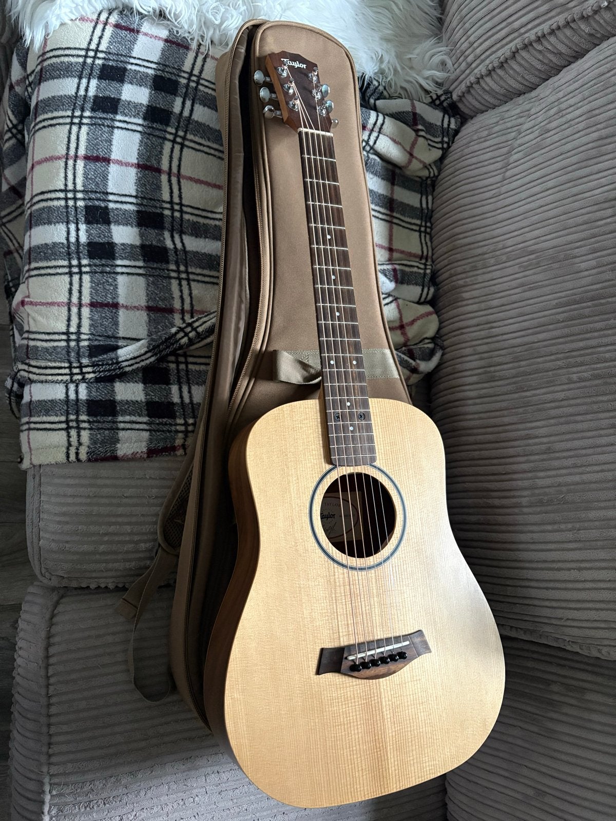 Taylor GS Mini-e Koa akoestische gitaar met gigbag, Ophalen of Verzenden, Zo goed als nieuw, Western- of Steelstringgitaar, Met koffer