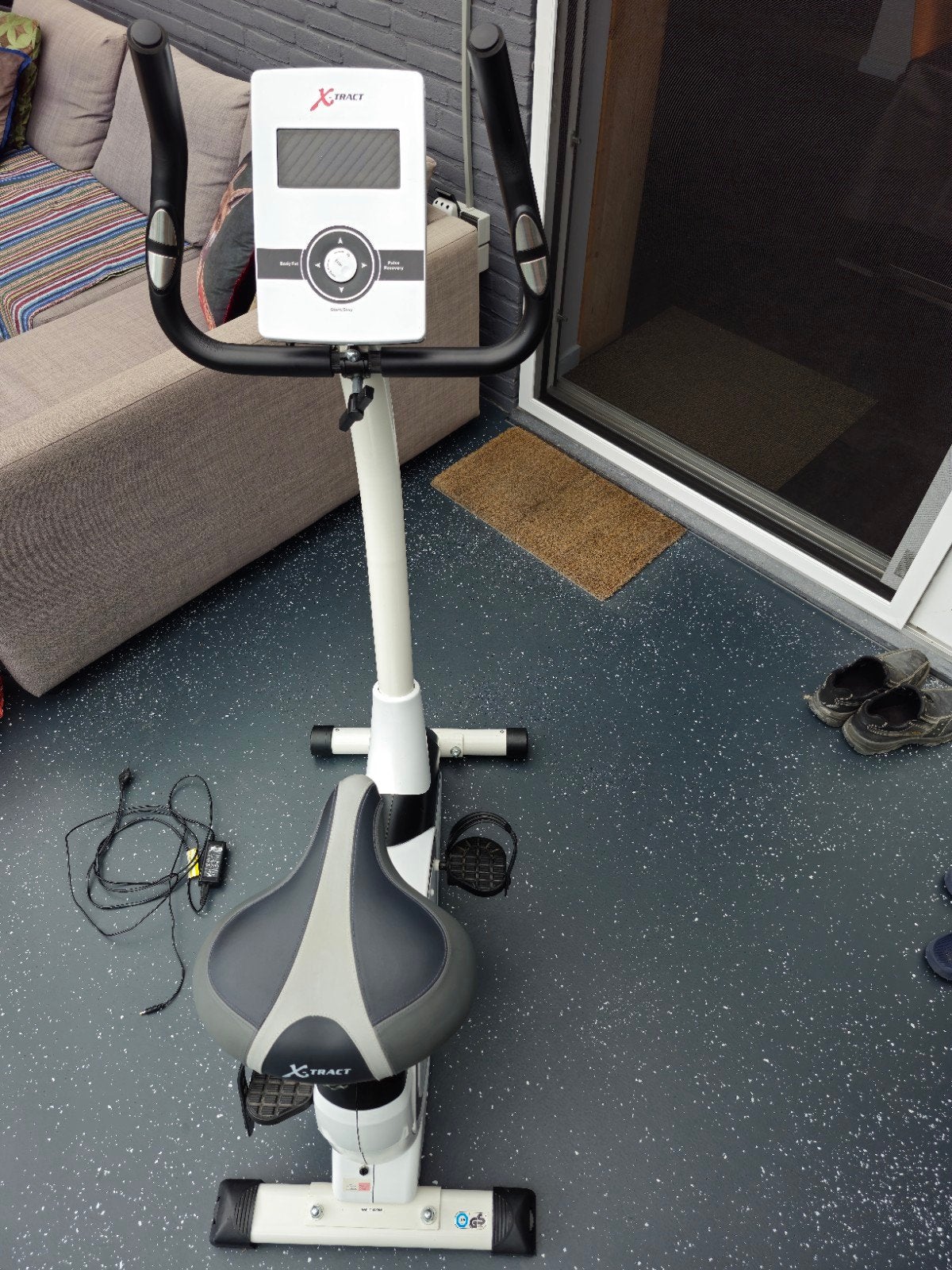 X-Tract Hometrainer - Zo goed als nieuw, Ophalen, Zo goed als nieuw, Metaal, Benen