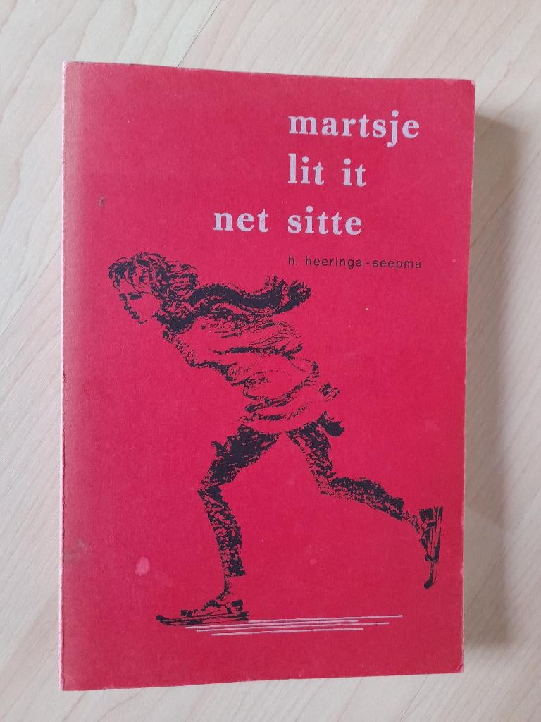 MARTSJE LIT IT NET SITTE H Heeringa-Seepma friestalig, Boeken, Ophalen of Verzenden, Gelezen, Nederland