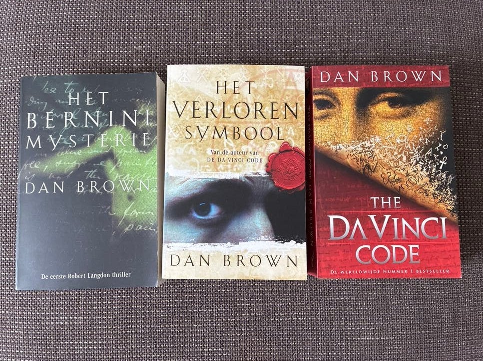 Dan Brown Thriller Boeken: Het Bernini Mysterie, Het Verlore, Ophalen of Verzenden, Gelezen, Wereld overig