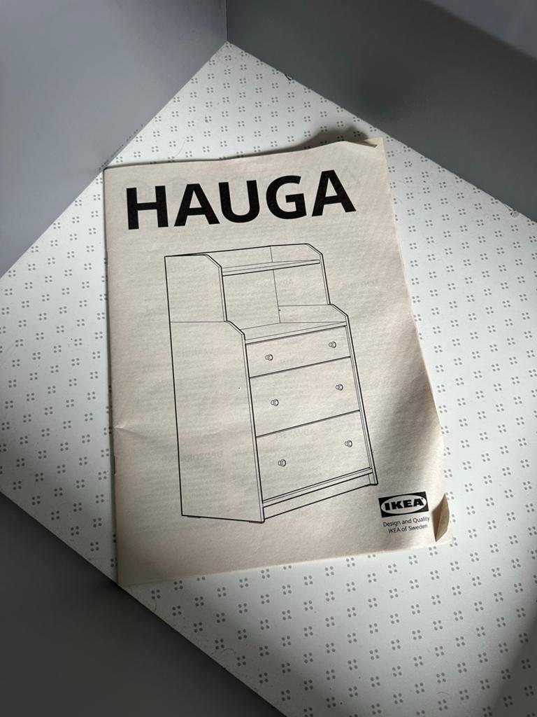 IKEA Hauga kast - Grijs dressoir met lades en plank, Ophalen, Zo goed als nieuw
