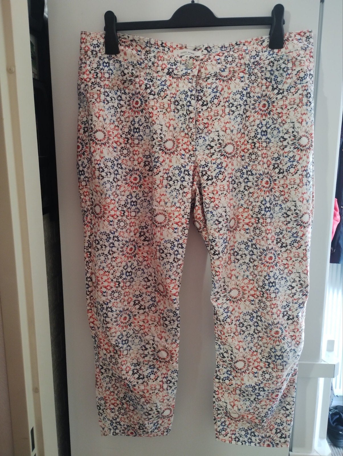Gerry Weber Edition Driekwart Broek met Print, Kleding | Dames, Broeken en Pantalons, Meerkleurig, Maat 42/44 (L), Ophalen of Verzenden
